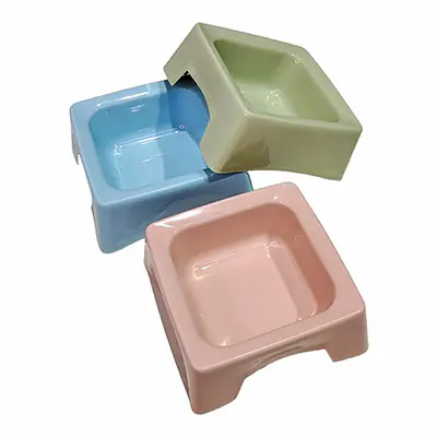 Миски пластмасовая, квадрат, разн цв, 16х16х6 см основное изображение